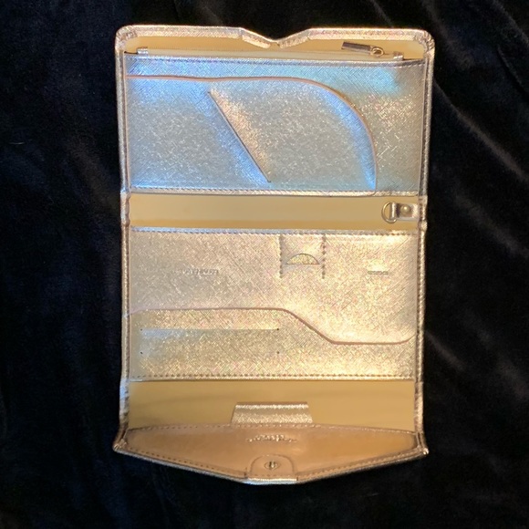 Rose gold shimmer shiny passport travel wallet - Picture 2 of 6